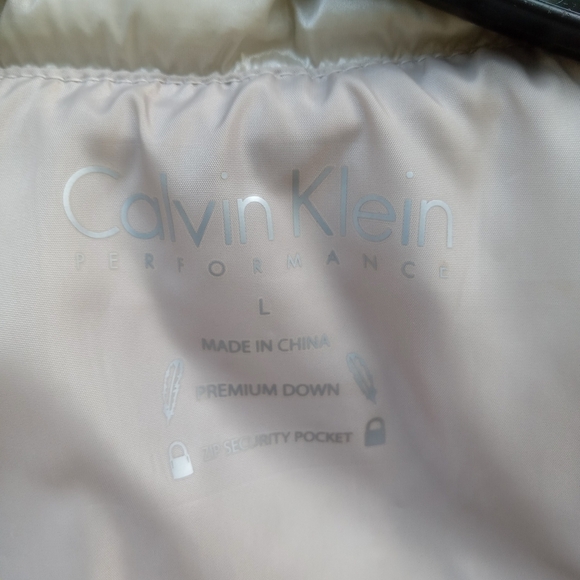 Calvin Klein Performance Cream Black Quilted Down Vest Women’s Size Large - Picture 3 of 8